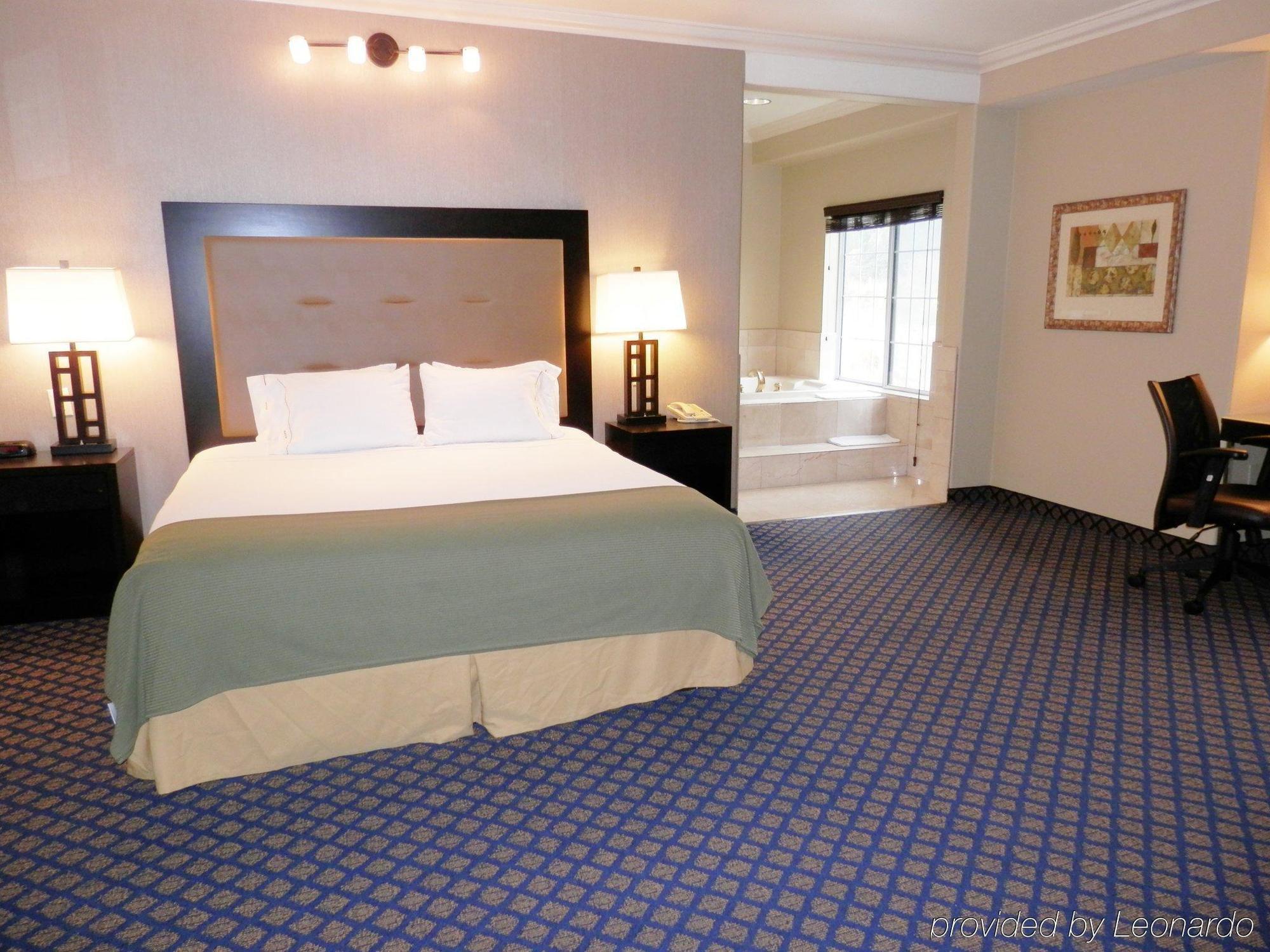 Holiday Inn Express San Pablo - Richmond Area By Ihg Номер фото