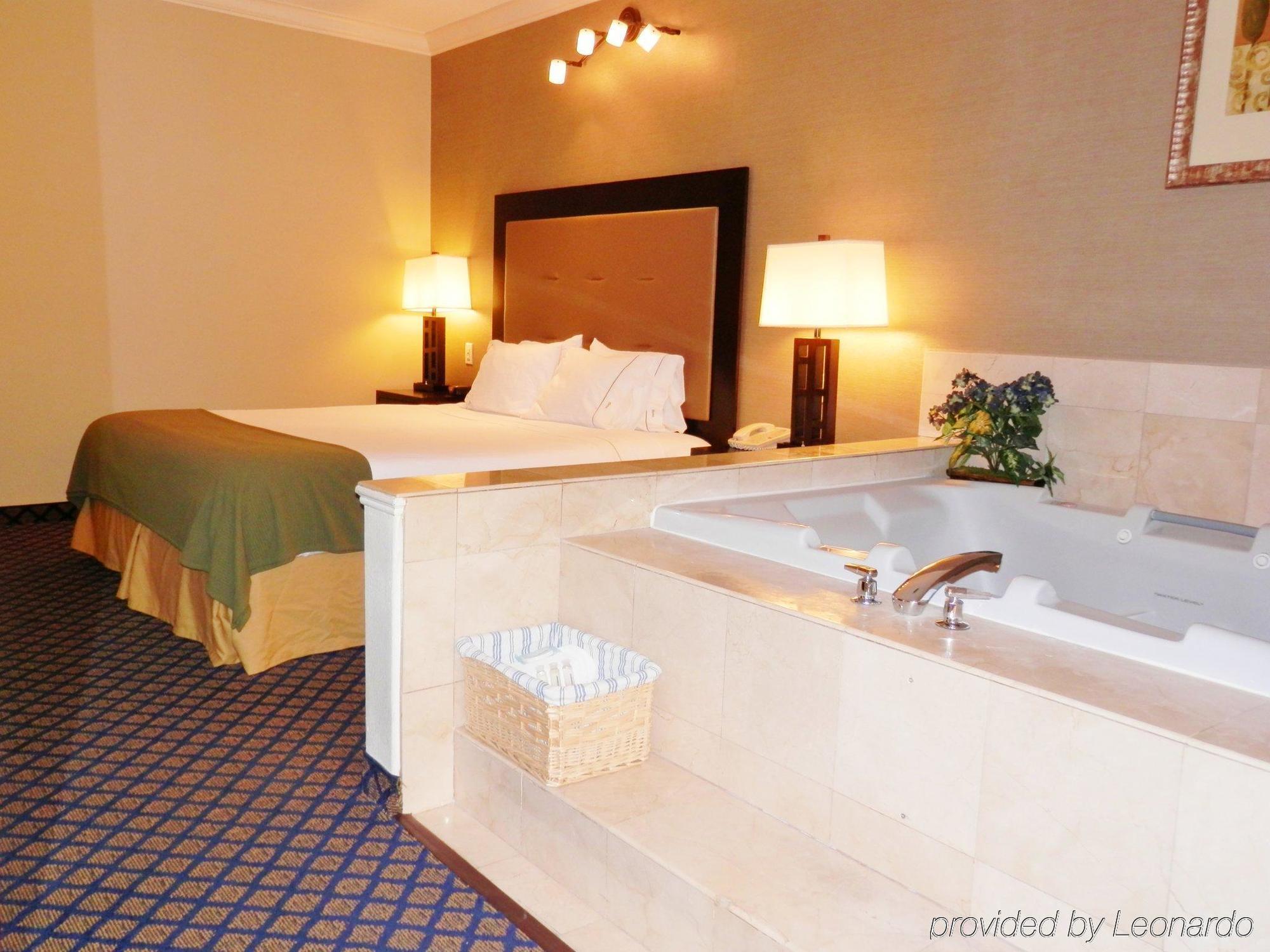 Holiday Inn Express San Pablo - Richmond Area By Ihg Номер фото